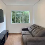 Casa Nova Bem Localizada E Confortavel.